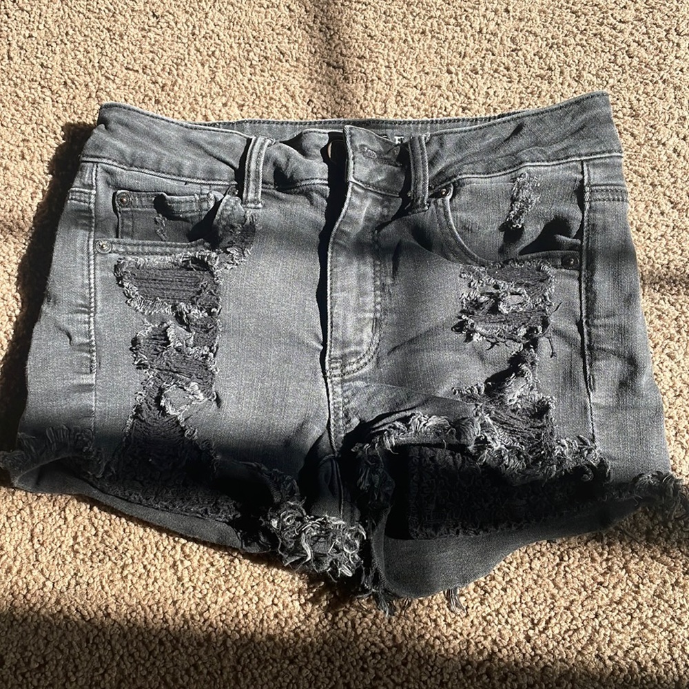 American eagle black shorts